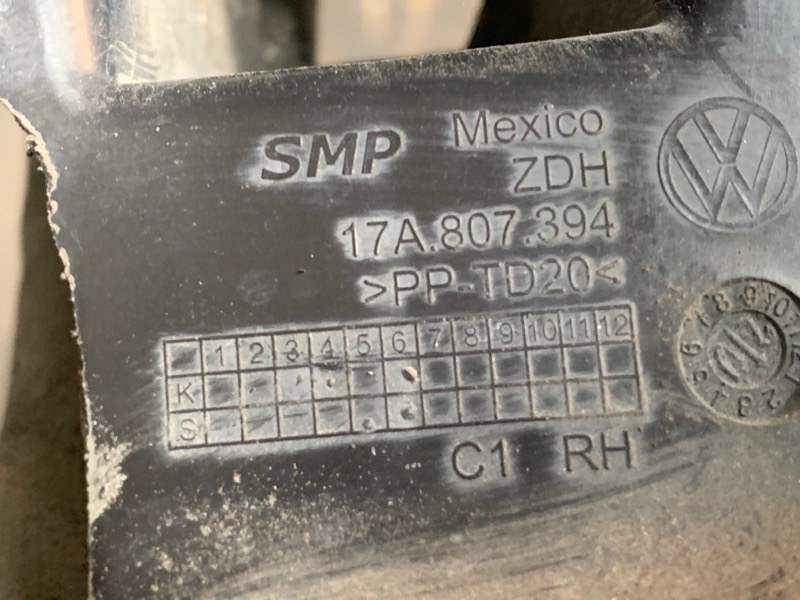 Кронштейн заднего бампера задний правый JETTA USA 18- 2020 DJXA 1.4