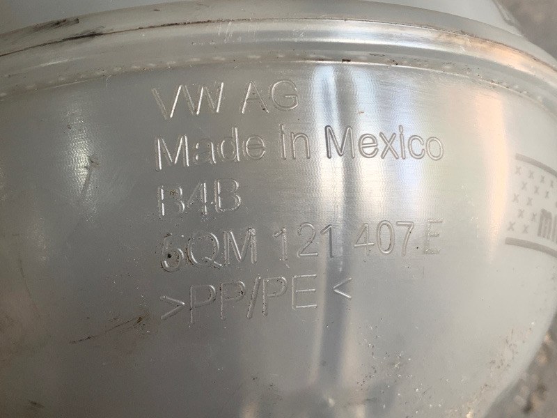 Бачок расширительный JETTA USA 18- 2020 DJXA 1.4