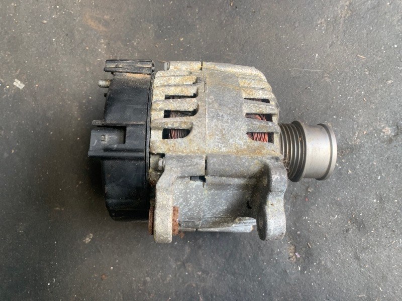 Генератор JETTA USA 18- 2020 DJXA 1.4