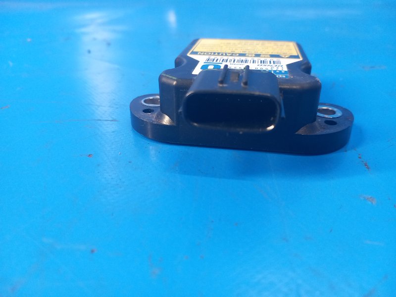 Датчик угловой скорости TOYOTA PRIUS PLUS 11-14 ZVW41L 1.8 2ZRFXE