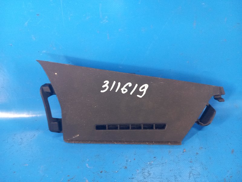 Накладка торпедо левая TOYOTA PRIUS PLUS 11-14 2013 ZVW41L 1.8 2ZRFXE 6222647010 Б/У