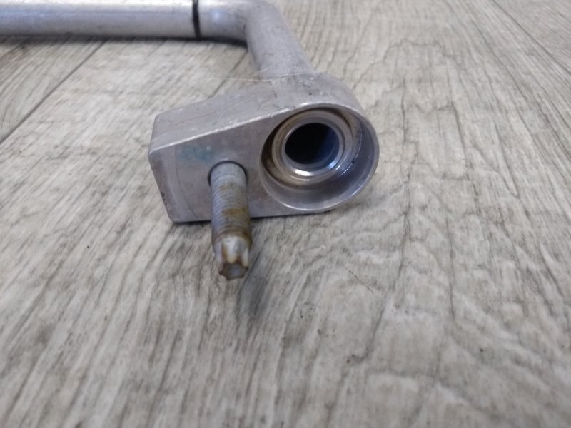 Трубка кондиционера FORD FOCUS 10-18 Трубка кондиционера FORD FOCUS 10-18