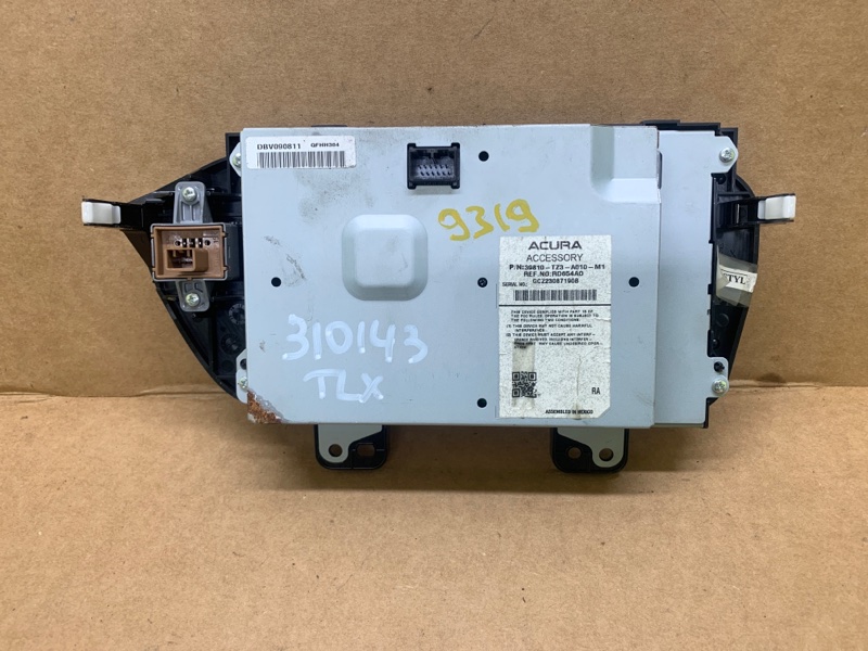 Монитор ACURA TLX 14-17 2.4 K24W7