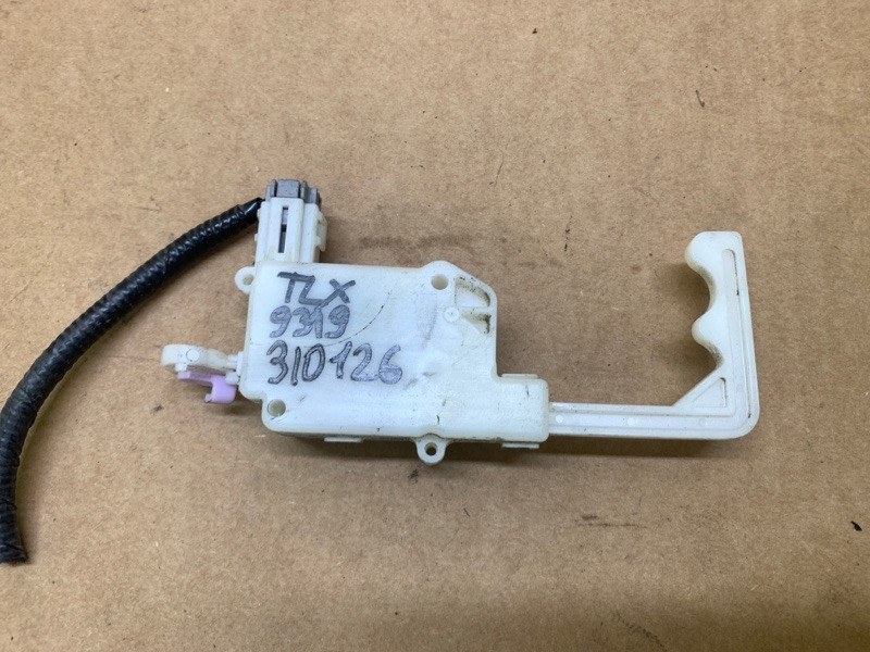 Привод открывания лючка бензобака ACURA TLX 14-17 2016 2.4 K24W7 74700-TZ3-A01 Б/У