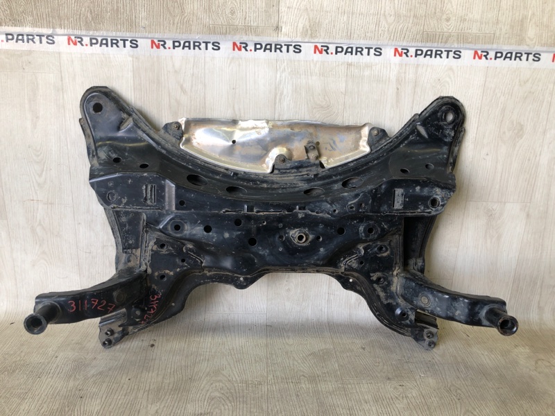 Балка передней подвески PRIUS 16- 2017 XW50