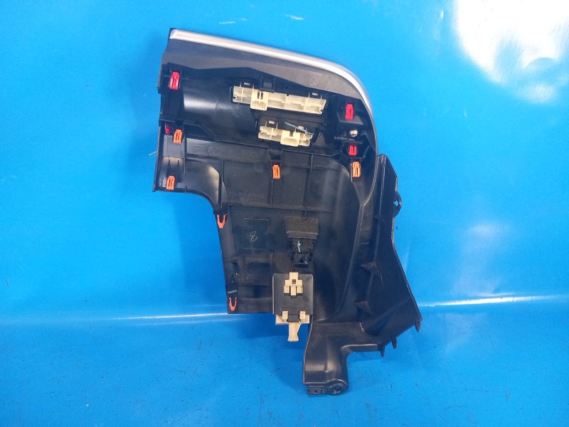 Накладка в салоне PRIUS 16- 2016 1.8 2ZRFXE