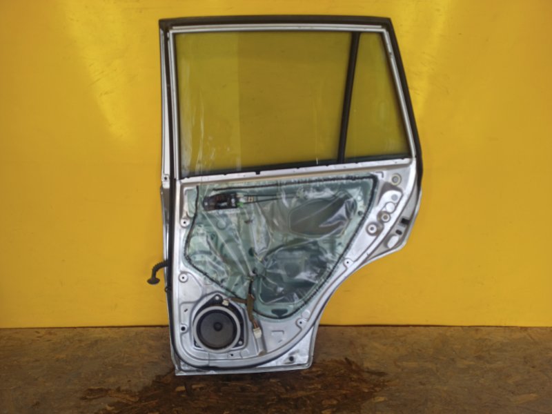 Дверь RAV4 00-05