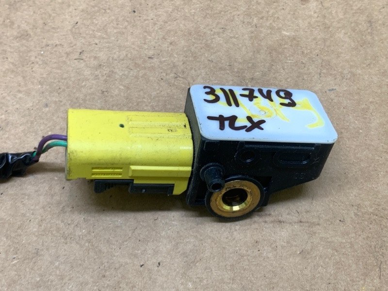 Датчик удара ACURA TLX 14-17 2.4 K24W7 Датчик удара ACURA TLX 14-17 2.4 K24W7