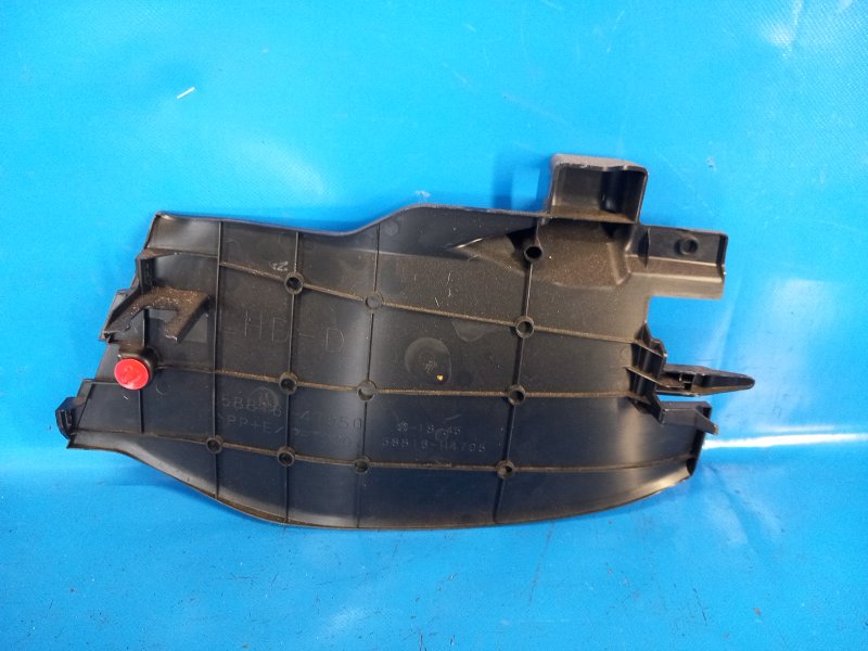 Накладка в салоне PRIUS 16- 2016 1.8 2ZRFXE