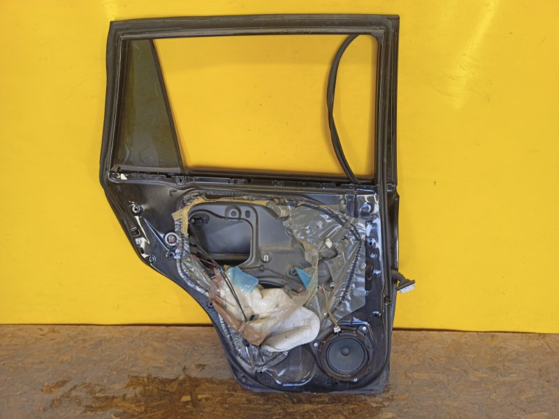 Дверь задняя левая RAV4 05-12 Дверь задняя левая RAV4 05-12