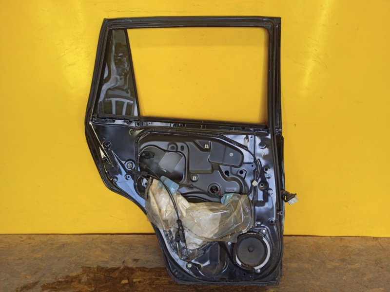 Дверь задняя левая RAV4 05-12 Дверь задняя левая RAV4 05-12