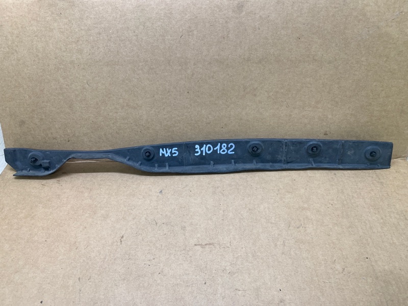 Запчасть пыльник крыла передний правый MAZDA MX-5 15- 2016 ND 2.0 PE-VPS N243-56-915A Б/У Пыльник крыла передний правый MAZDA MX-5 15- 2016 ND 2.0 PE-VPS N243-56-915A Б/У