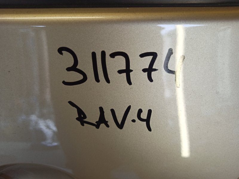 Дверь задняя левая RAV4 05-12 Дверь задняя левая RAV4 05-12