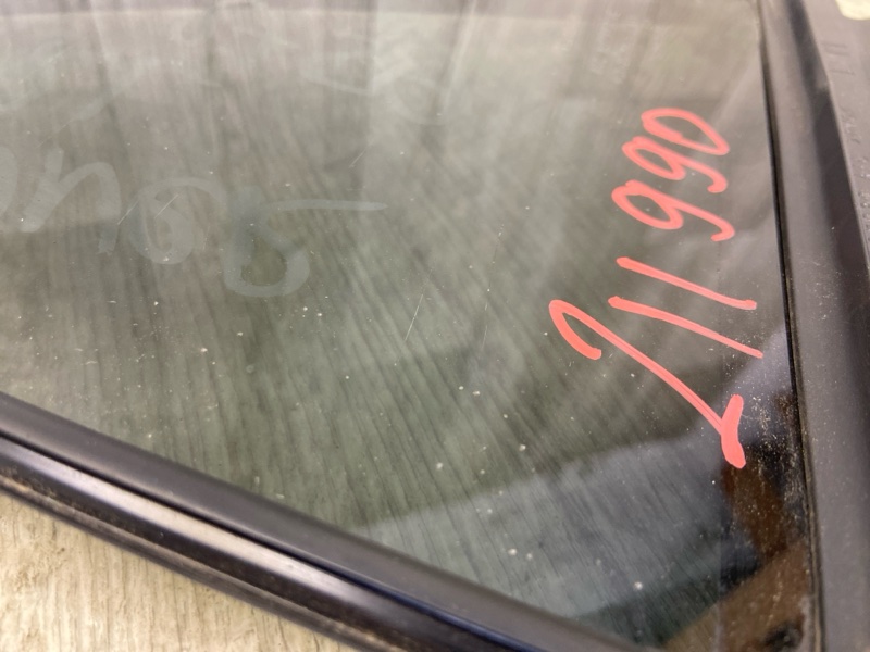 Стекло двери глухое заднее левое 4RUNNER 10-16 2016 GRN285 4.0 1GRFE