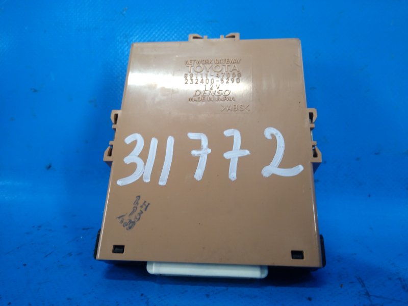 Блок электронный TOYOTA PRIUS - 20 03-11 2006 1NZ-FXE 1.5L 8911147050 Б/У