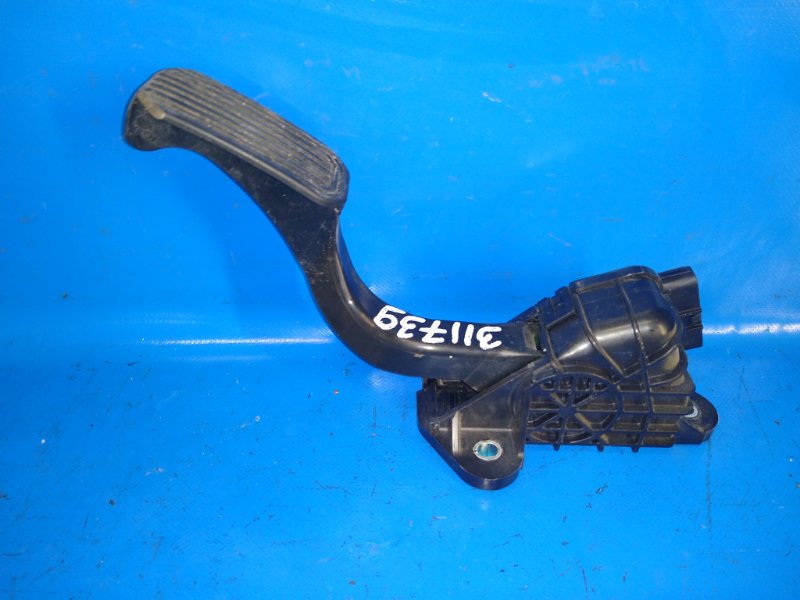 Педаль газа TOYOTA PRIUS - 20 03-11 2006 1NZ-FXE 1.5L 7812047050 Б/У