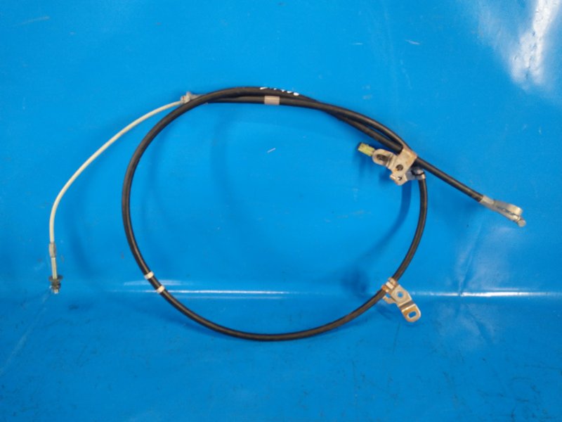 Трос стояночного тормоза TOYOTA PRIUS - 20 03-11 2006 1NZ-FXE 1.5L 4641047050 Б/У