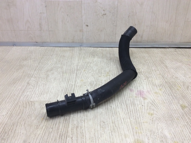 Патрубок системы охлаждения NISSAN QASHQAI/ROGUE SPORT 14- J11 2.0L MR20DD