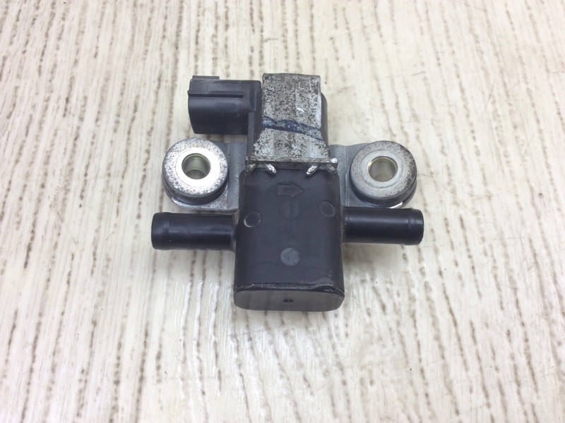 Клапан электромагнитный (вакуумный) QASHQAI/ROGUE SPORT 14- 2020 J11 2.0L MR20DD