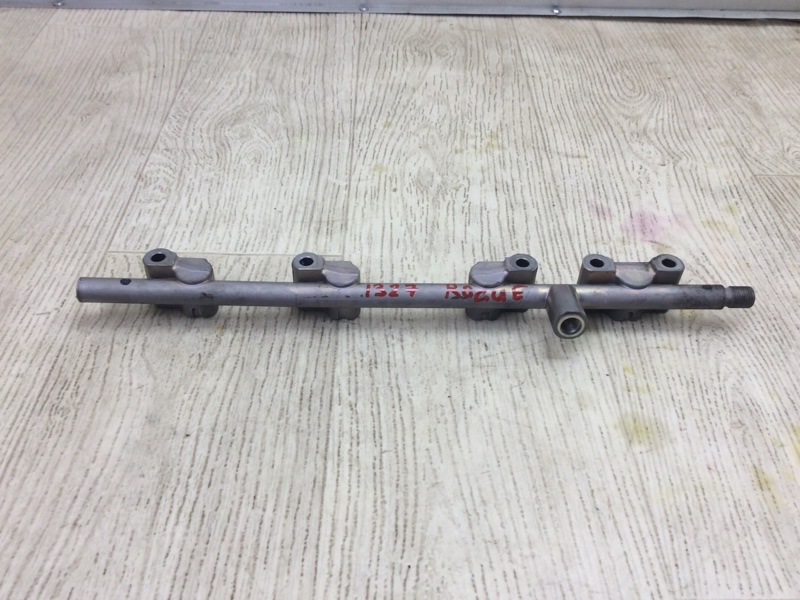 Запчасть топливная рейка NISSAN QASHQAI/ROGUE SPORT 14- 2020 J11 2.0L MR20DD 17521-1VA0B Б/У Топливная рейка NISSAN QASHQAI/ROGUE SPORT 14- 2020 J11 2.0L MR20DD 17521-1VA0B Б/У