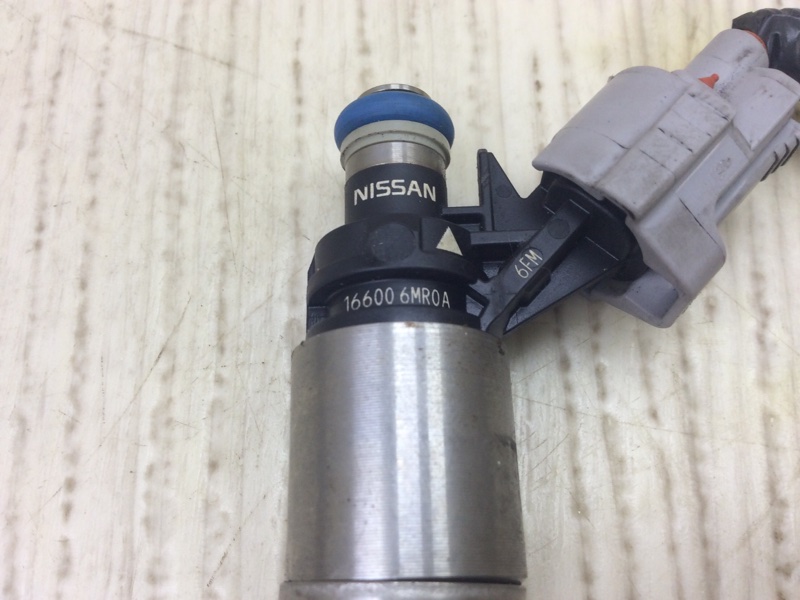 Форсунка топливная QASHQAI/ROGUE SPORT 14- 2020 J11 2.0L MR20DD Форсунка топливная QASHQAI/ROGUE SPORT 14- 2020 J11 2.0L MR20DD