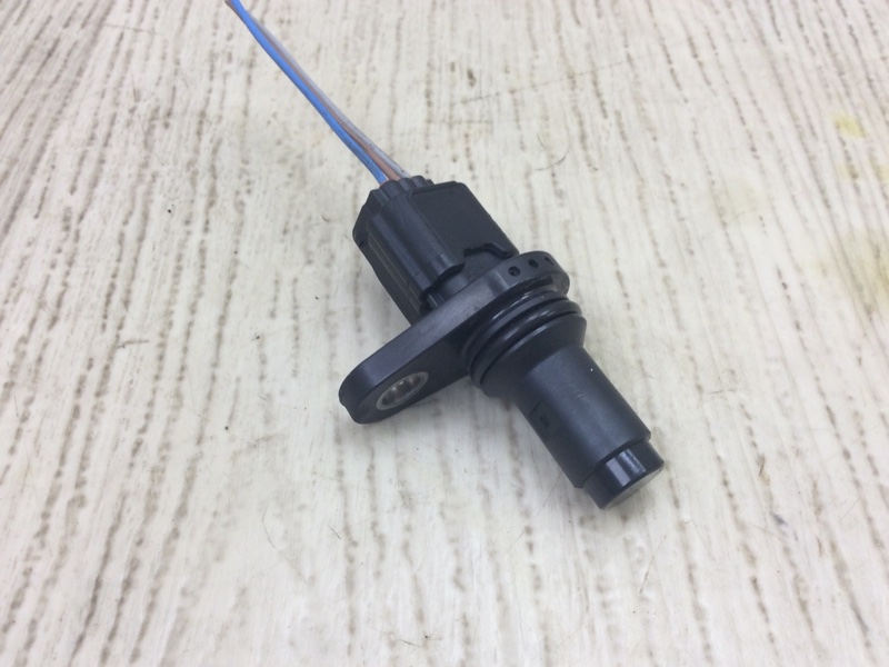 Датчик положения коленвала NISSAN QASHQAI/ROGUE SPORT 14- 2020 J11 2.0L MR20DD 23731-1VA0A Б/У