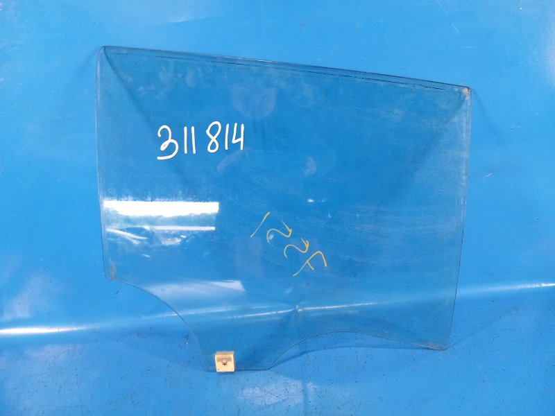 Стекло двери заднее правое MAZDA 3 BL 09-13 2009 2.5 L (L5-VE) BBN5-72-511A Б/У
