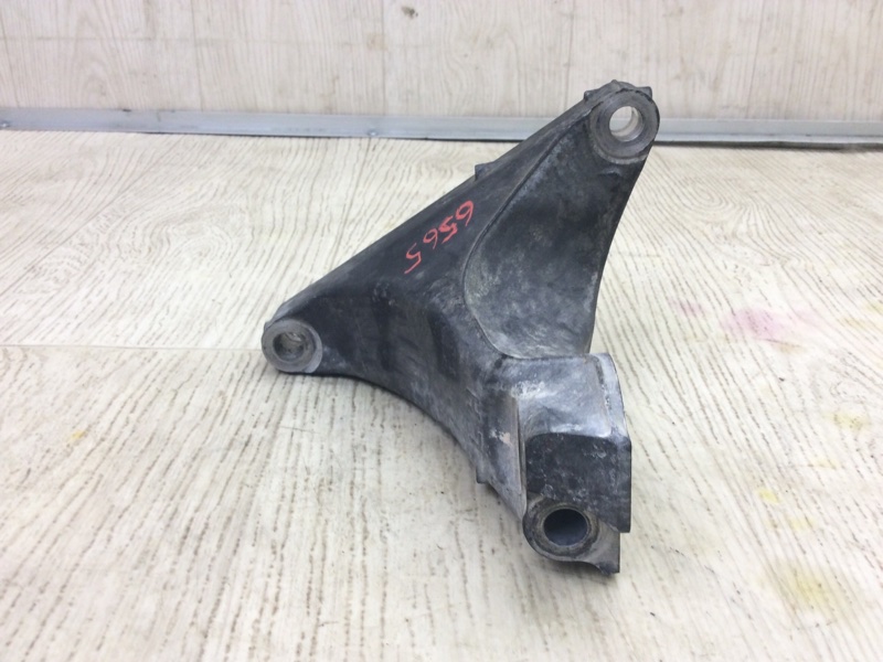 Кронштейн КПП левый SUBARU LEGACY 09-15 BM 2012 SEDAN 3.6 EZ36 30450AA031 Б/У