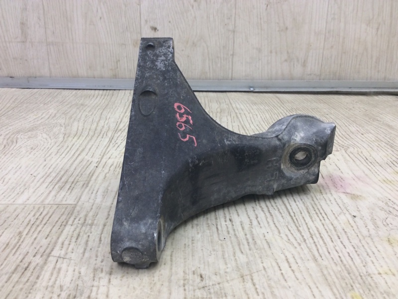 Кронштейн КПП левый SUBARU LEGACY 09-15 BM SEDAN 3.6 EZ36