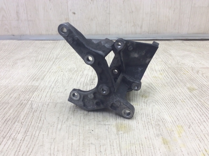 Кронштейн насоса ГУР LEGACY 09-15 BM 2012 SEDAN 3.6 EZ36