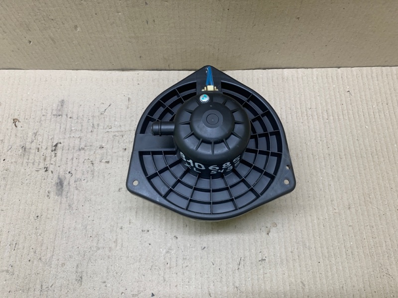 Моторчик печки OUTLANDER XL 05-13 2006 3.0 6B31 Моторчик печки OUTLANDER XL 05-13 2006 3.0 6B31