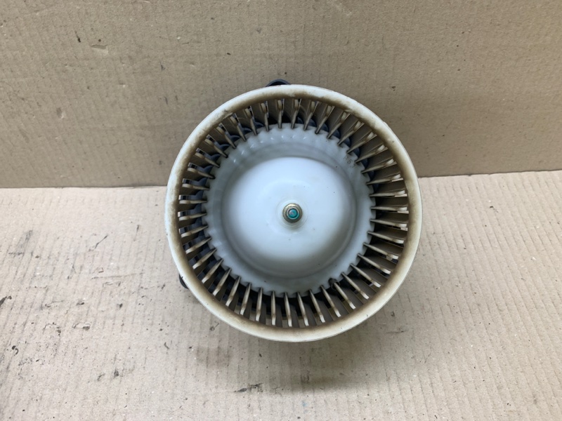 Моторчик печки OUTLANDER XL 05-13 2006 3.0 6B31 Моторчик печки OUTLANDER XL 05-13 2006 3.0 6B31