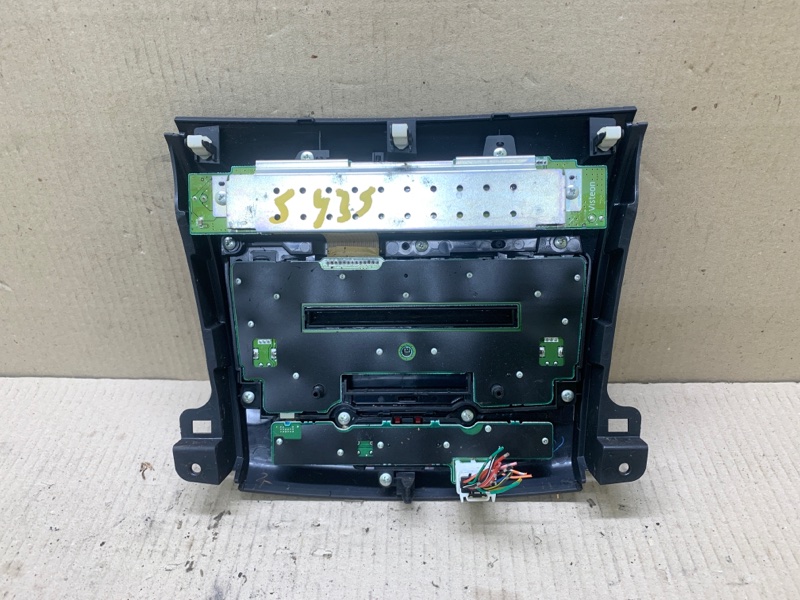 Магнитола OUTLANDER XL 05-13 2006 3.0 6B31