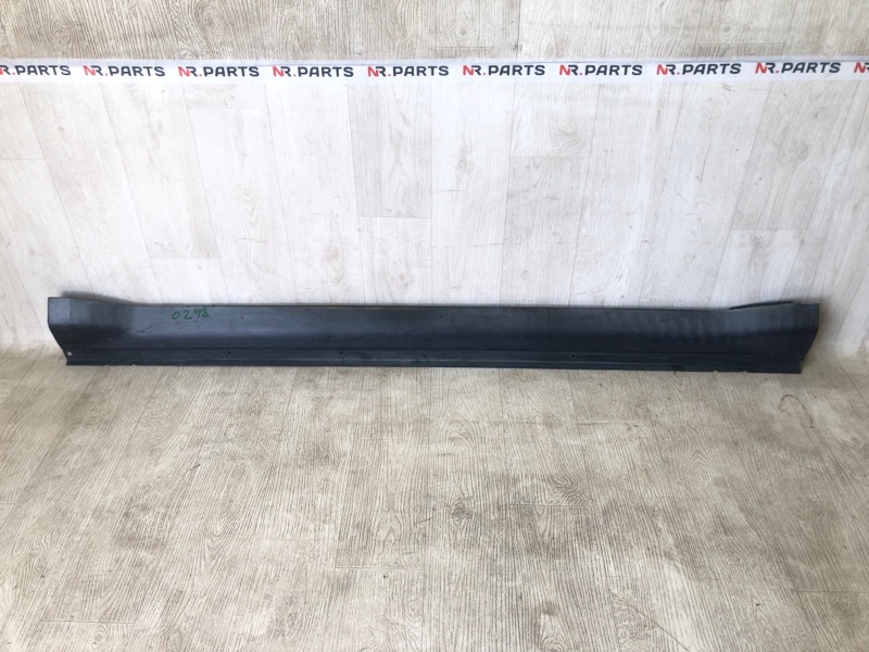 Накладка порога наружная левая MITSUBISHI OUTLANDER XL 05-13 2007 Внедорожник 3.0 6B31 6512A025 Б/У