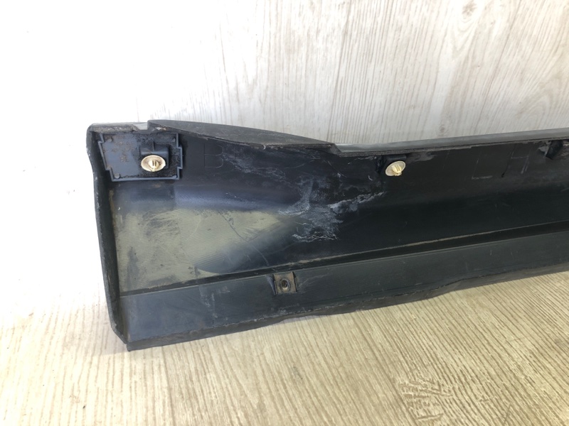 Накладка порога наружная левая OUTLANDER XL 05-13 2007 Внедорожник 3.0 6B31