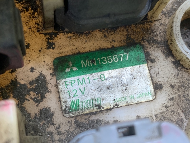 Топливный насос MITSUBISHI OUTLANDER 03-07 2.4 4G69 Топливный насос MITSUBISHI OUTLANDER 03-07 2.4 4G69