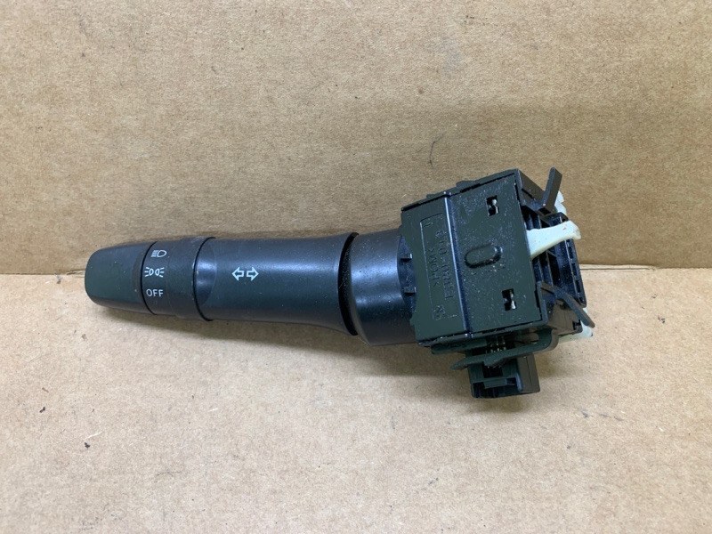 Запчасть подрулевой переключатель левый MITSUBISHI OUTLANDER XL 05-13 2006 3.0 6B31 8614A066 Б/У Подрулевой переключатель левый MITSUBISHI OUTLANDER XL 05-13 2006 3.0 6B31 8614A066 Б/У