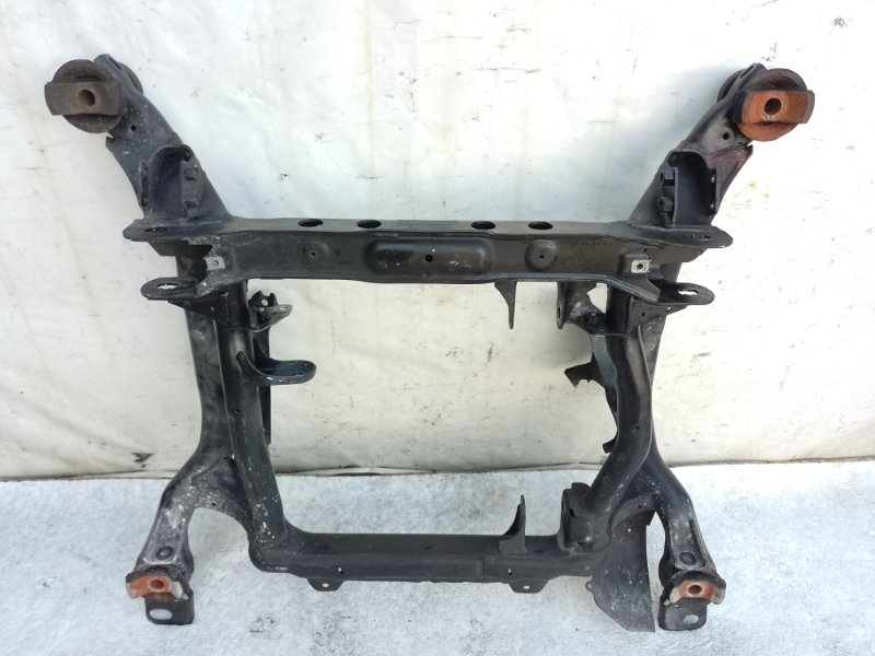 Балка передней подвески GL-CLASS X164 06-12 2011 M273923 4.7L Балка передней подвески GL-CLASS X164 06-12 2011 M273923 4.7L