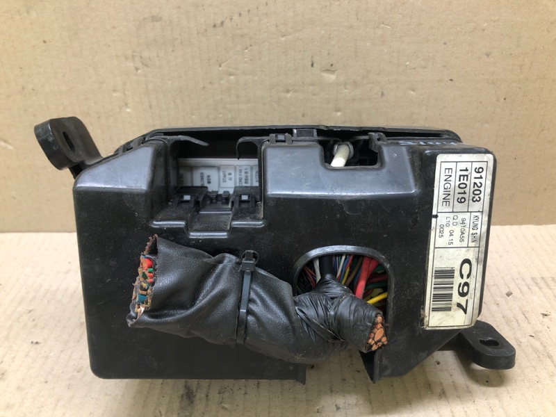 Блок предохранителей моторный отсек HYUNDAI ACCENT MC 06-10 1.6 G4ED