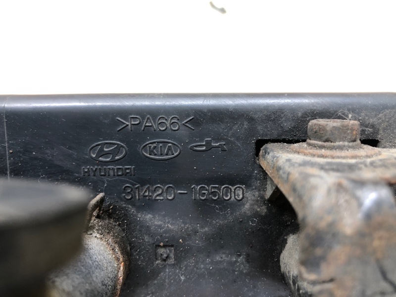 Абсорбер топливный ACCENT MC 06-10 2009 1.6 G4ED