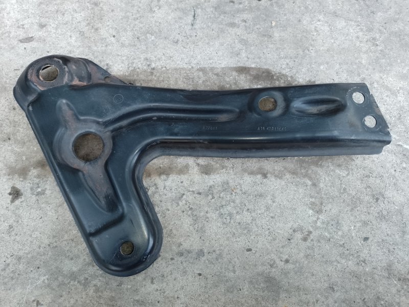 Запчасть крепление балки подвески переднее правое MERCEDES GL-CLASS X164 06-12 2011 M273923 4.7L A 164 331 12 40 Б/У Крепление балки подвески переднее правое MERCEDES GL-CLASS X164 06-12 2011 M273923 4.7L A 164 331 12 40 Б/У