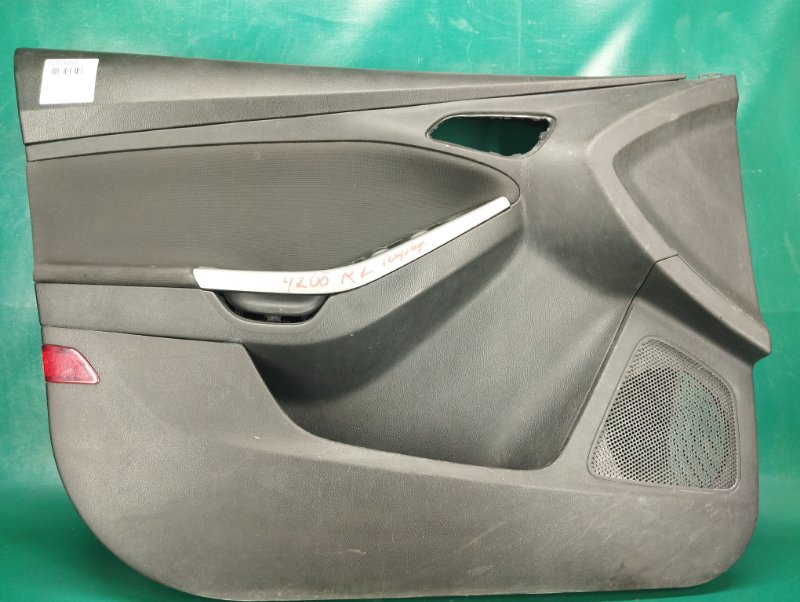 Карта двери передняя левая FORD FOCUS 10-18 2012 Хетчбек 2.0L GDI I4 flex fuel engine CV6Z5423942BC Б/У