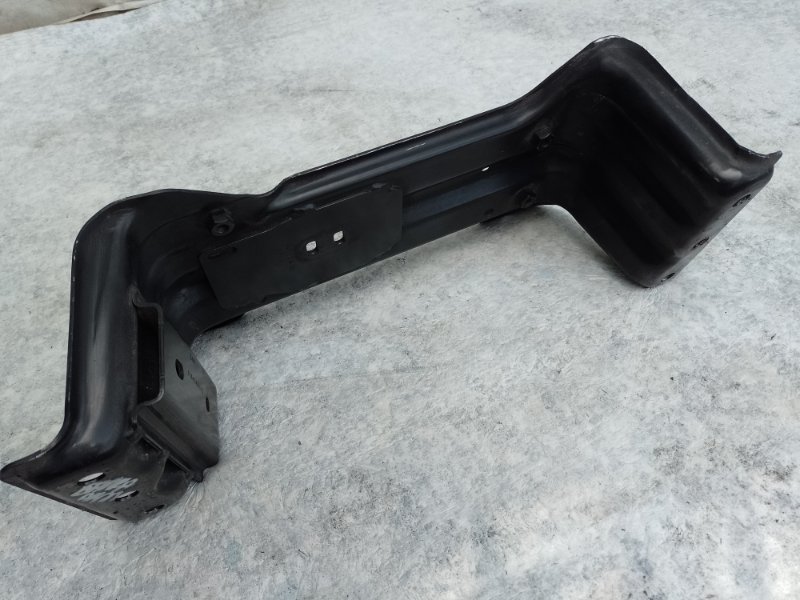 Балка под КПП GL-CLASS X164 06-12 2011 M273923 4.7L