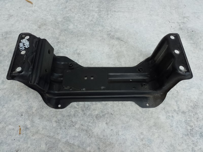 Балка под КПП MERCEDES GL-CLASS X164 06-12 M273923 4.7L