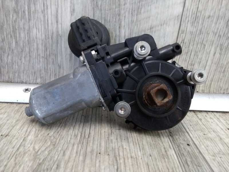 Моторчик стеклоподъемника передний левый NISSAN PATHFINDER R52 12-21 2015 R52 3.5 VQ35DE 807313KG0B Б/У