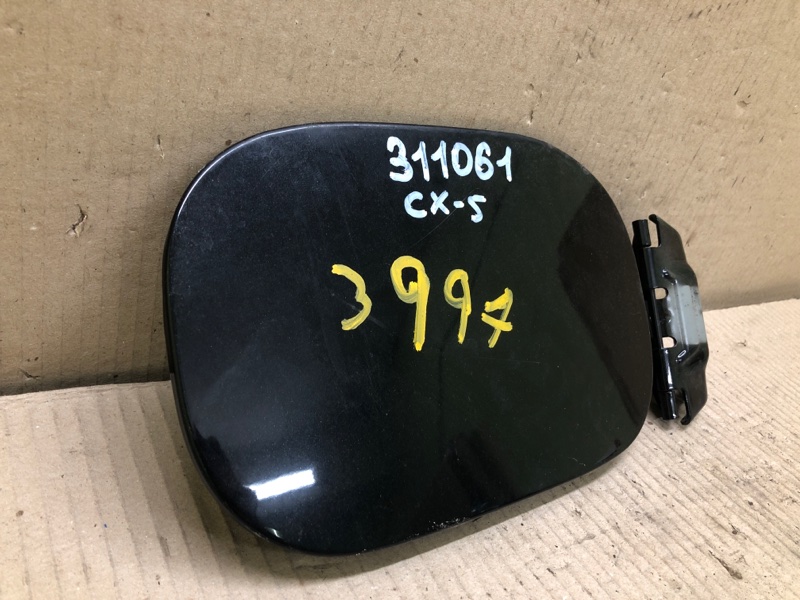 Лючок топливного бака CX-5 (KF) 16-21 2018 2.5 PY-VPS Лючок топливного бака CX-5 (KF) 16-21 2018 2.5 PY-VPS