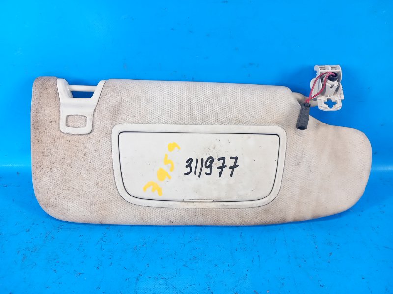 Запчасть козырек солнцезащитный правый FORD FUSION 14- 2014 C25HDEX DS7Z-5404104-FB Б/У Козырек солнцезащитный правый FORD FUSION 14- 2014 C25HDEX DS7Z-5404104-FB Б/У