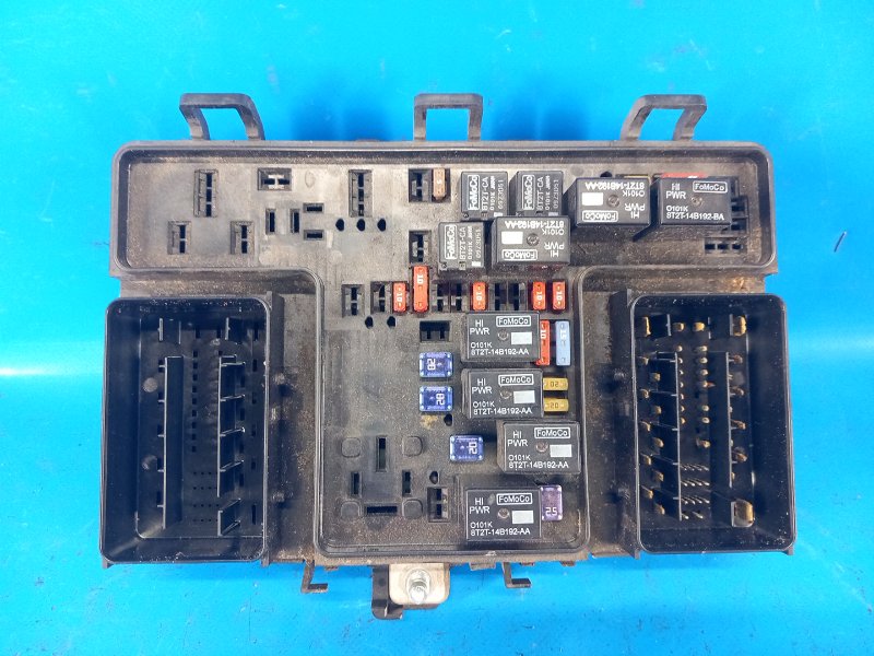 Блок предохранителей моторный отсек FUSION 14- 2014 C25HDEX