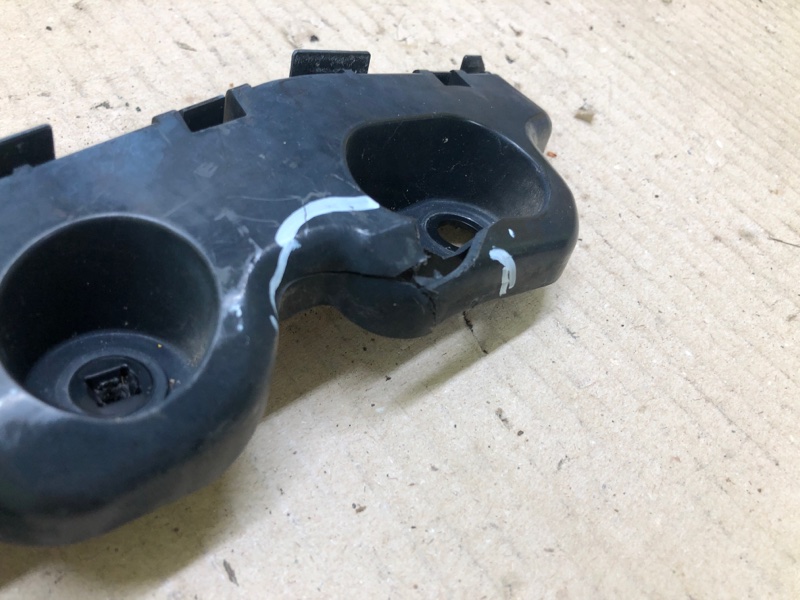 Кронштейн заднего бампера задний правый CX-5 (KF) 16-21 2018 2.5 PY-VPS Кронштейн заднего бампера задний правый CX-5 (KF) 16-21 2018 2.5 PY-VPS