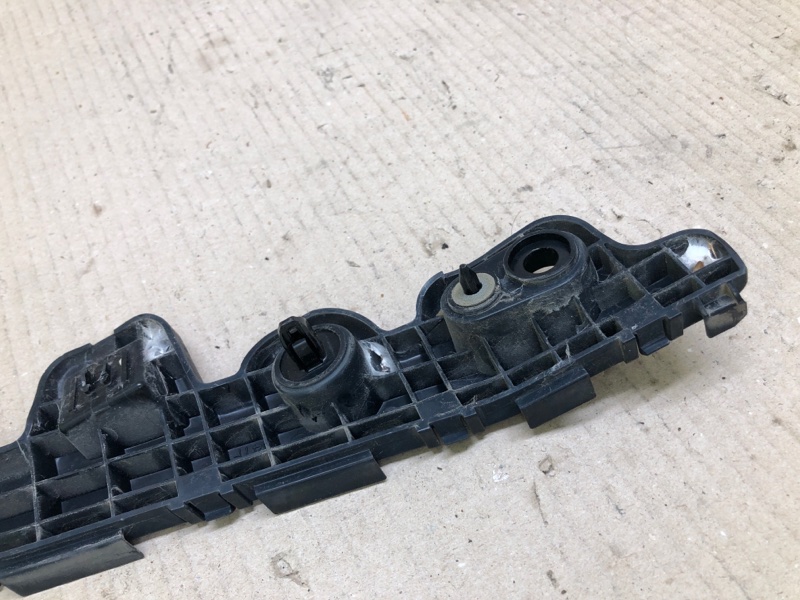 Кронштейн заднего бампера задний правый CX-5 (KF) 16-21 2018 2.5 PY-VPS Кронштейн заднего бампера задний правый CX-5 (KF) 16-21 2018 2.5 PY-VPS